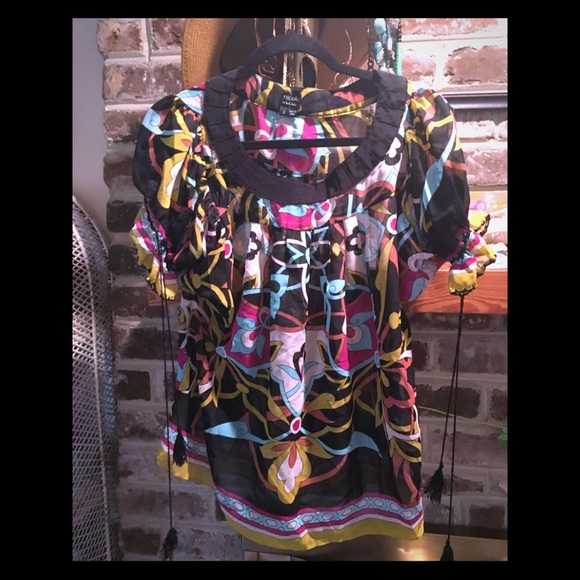 Nicole by Nicole Miller Tops - Pucci Trina style Nicole by Nicole Miller blouse 8